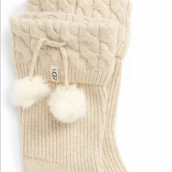 UGG short pom pom rainboot knit socks ✨ - Picture 3 of 7